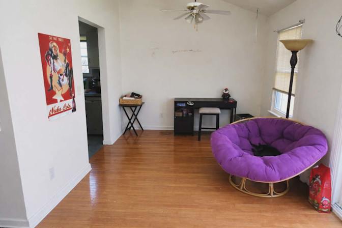 Sophio Levadnaya's room