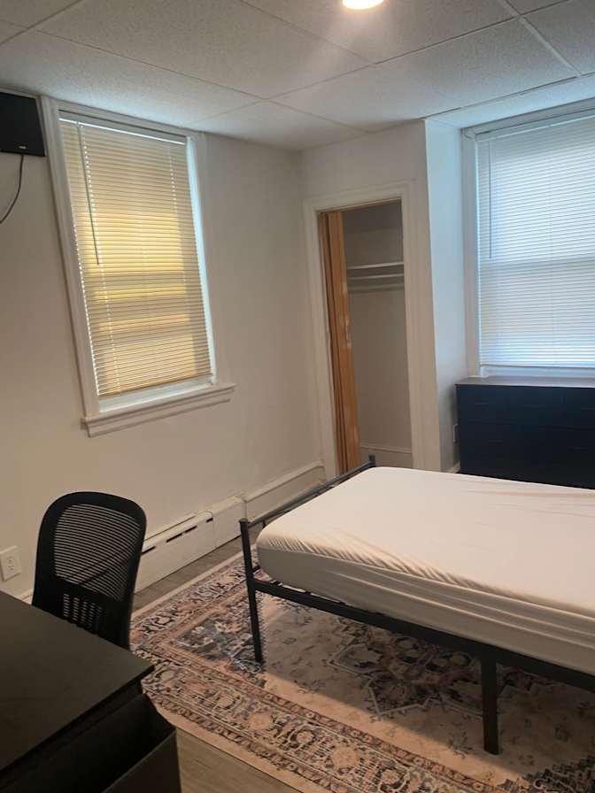 Ciewalt llc's room