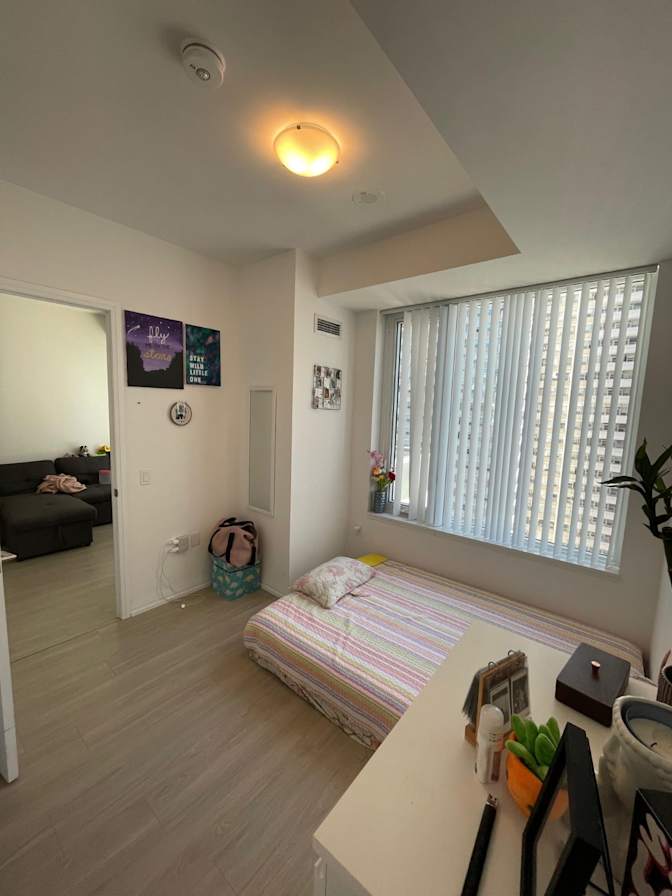 Ayushi's room