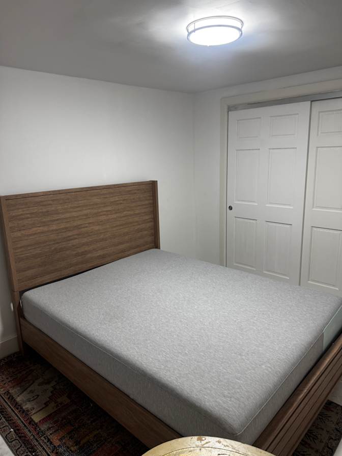 shaun lynda's room