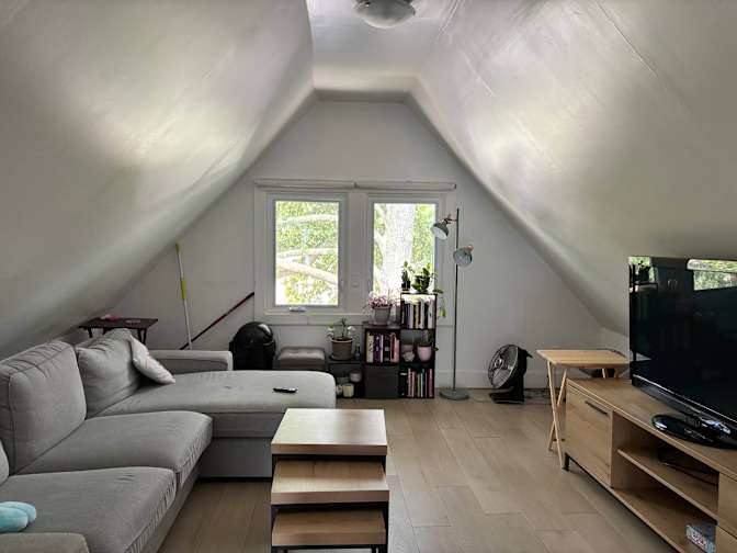 Khad's room