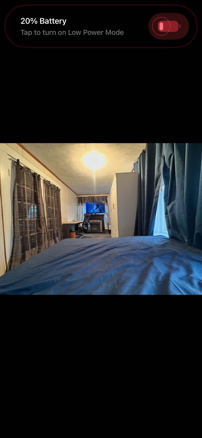 Len's room