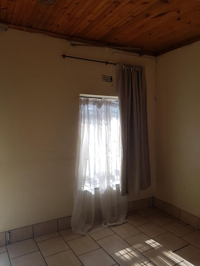 Rudi's room