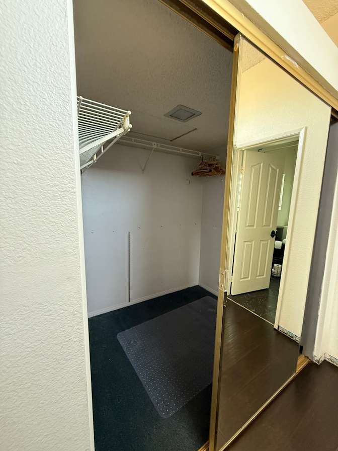 Jennifer's room