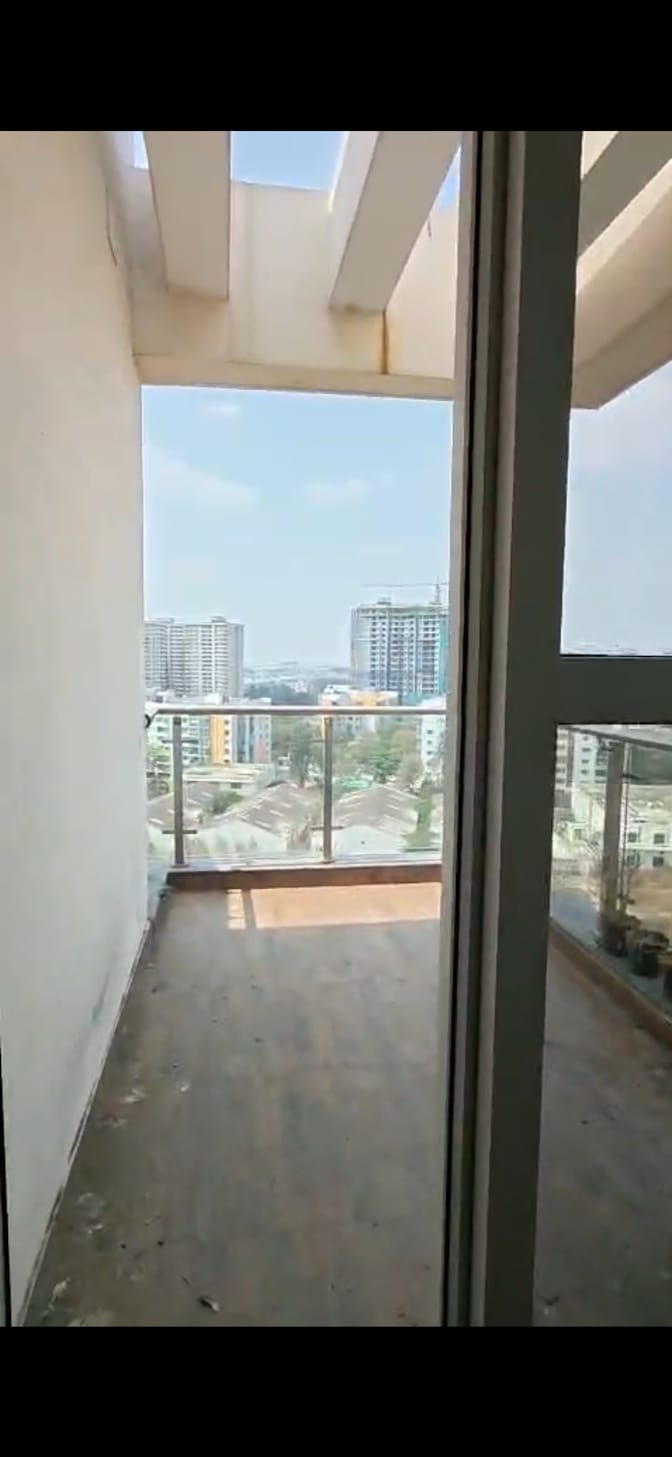 Himanshi's room