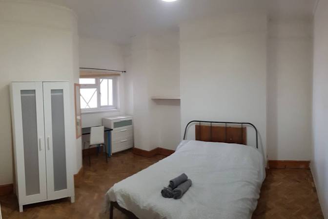 Craig McTaggart's room