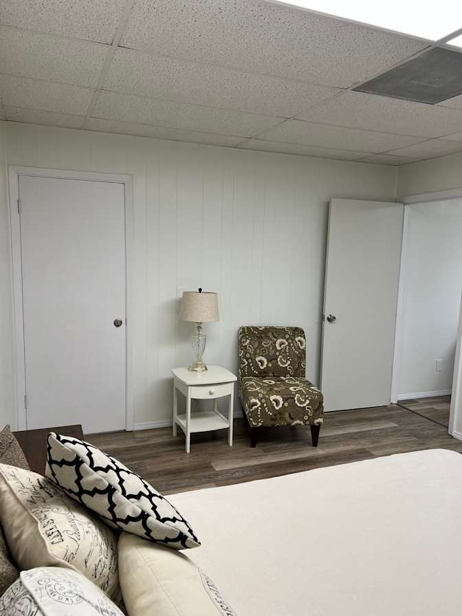 Jonnie's room
