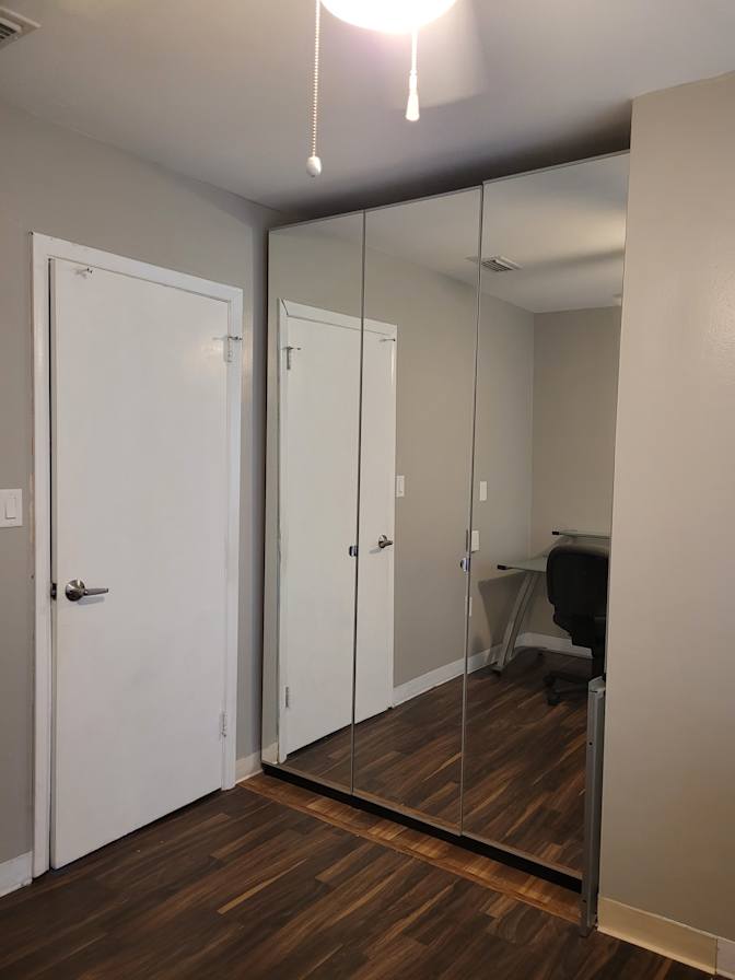 Oscar's room