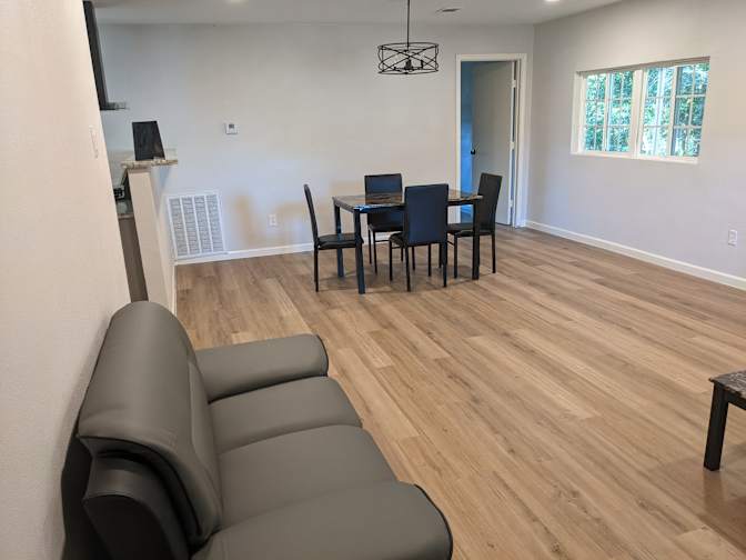Autif's room