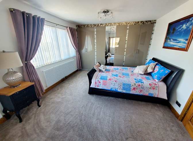 Mahfooz's room