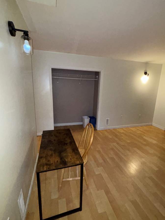 Bob's room