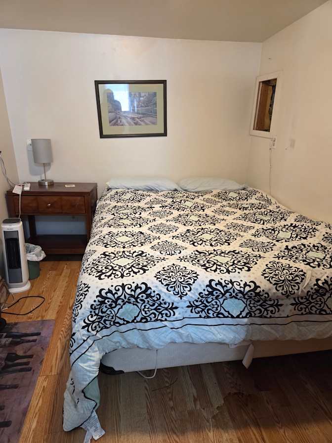 Gwen's room