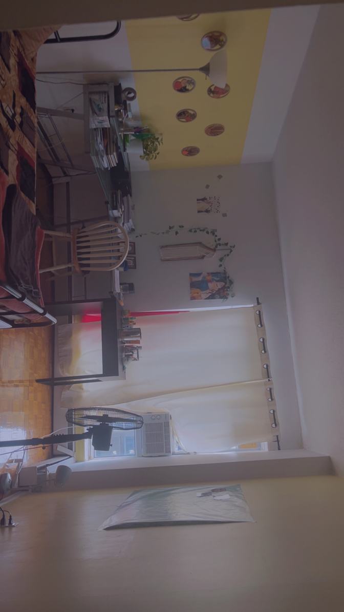 Gazalpreetkaur's room