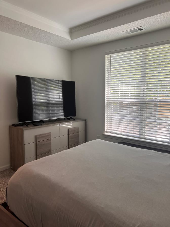 Lucia Burnett's room