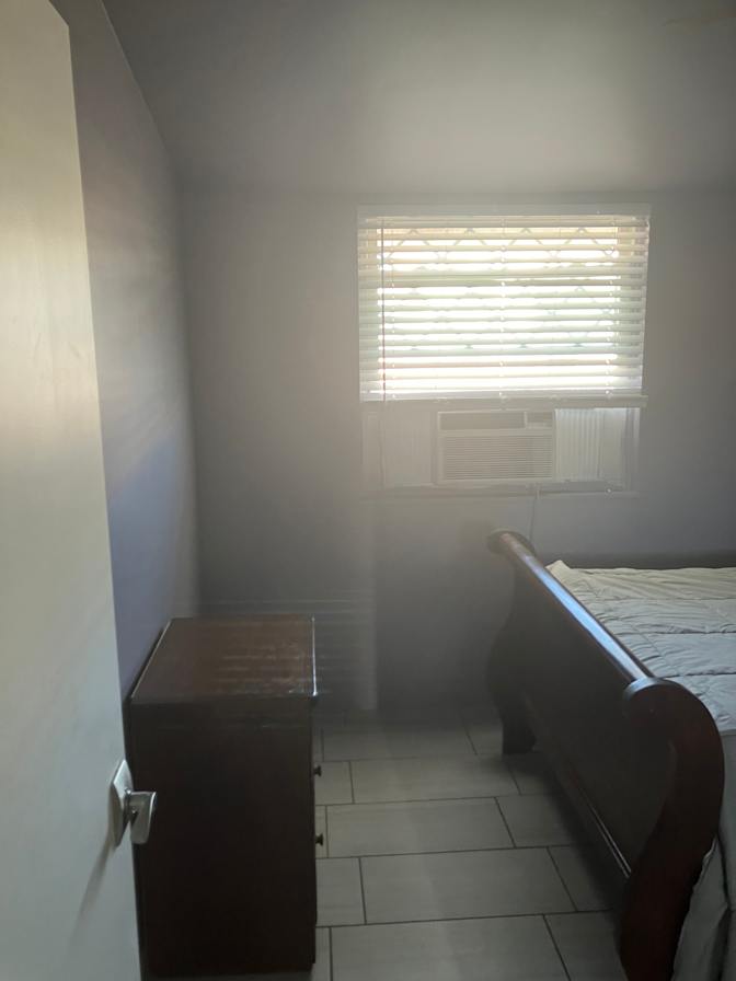 Davon Bell's room