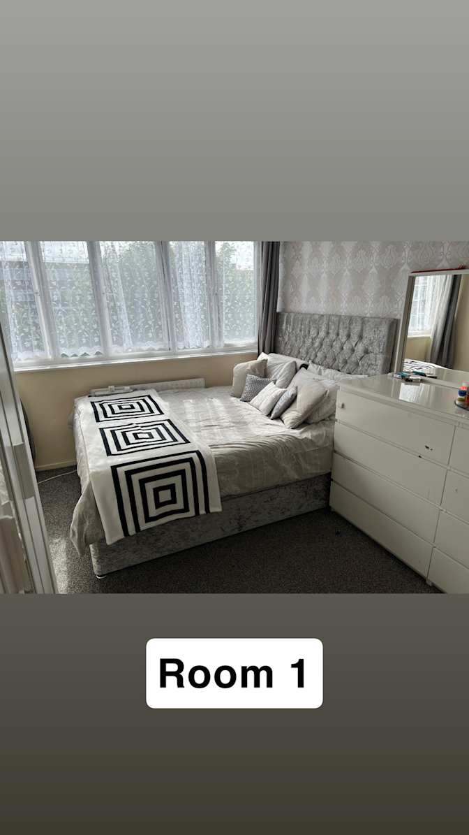 Sal's room