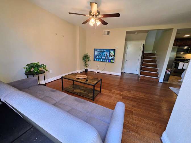 Venetian Condos's room