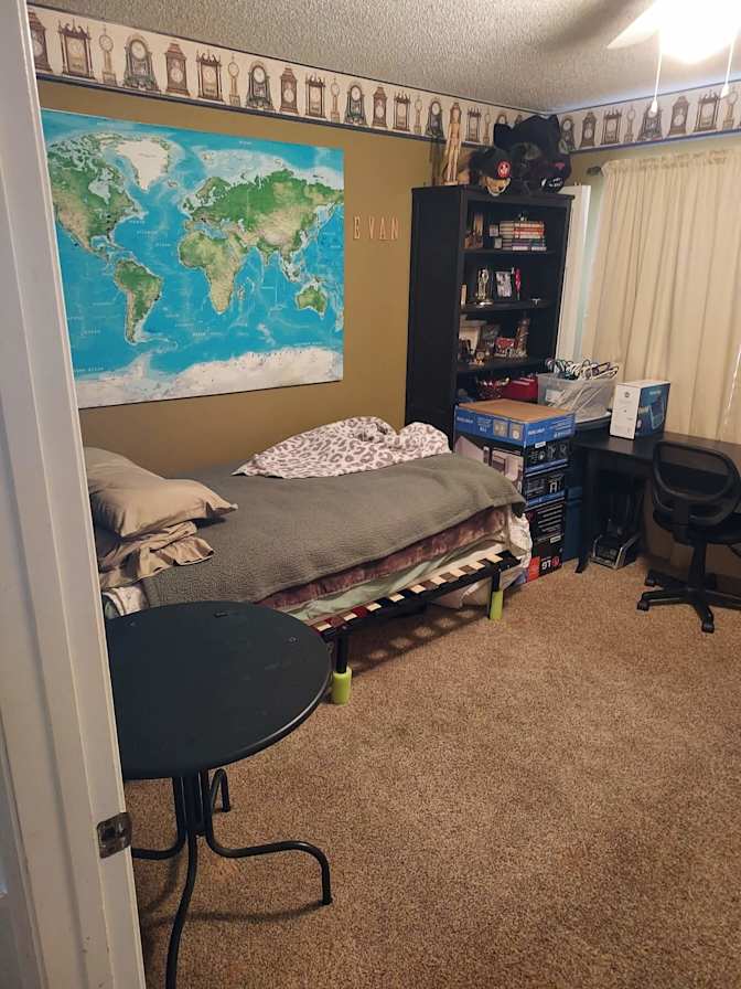 Gary's room