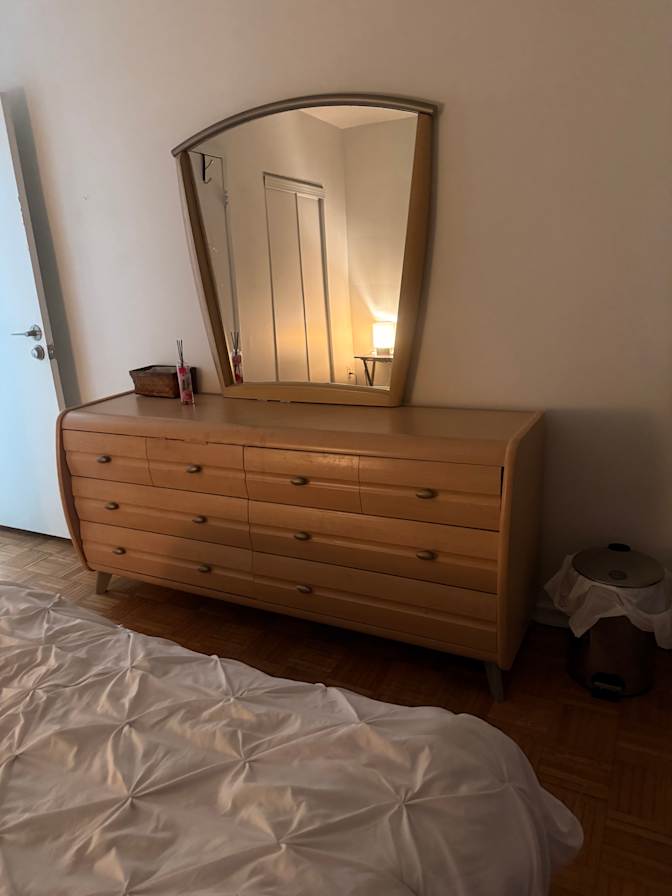 Carmen Farias's room