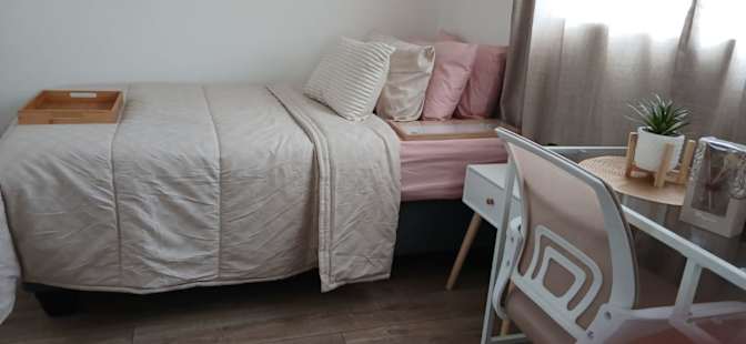 RUTH SAULS's room
