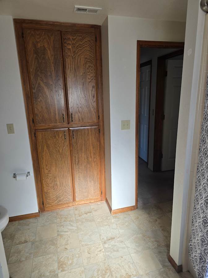Gil Andrade's room