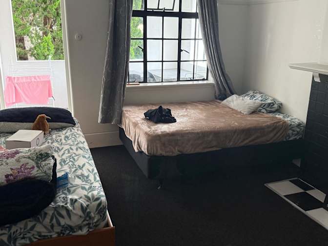Heu Leung's room