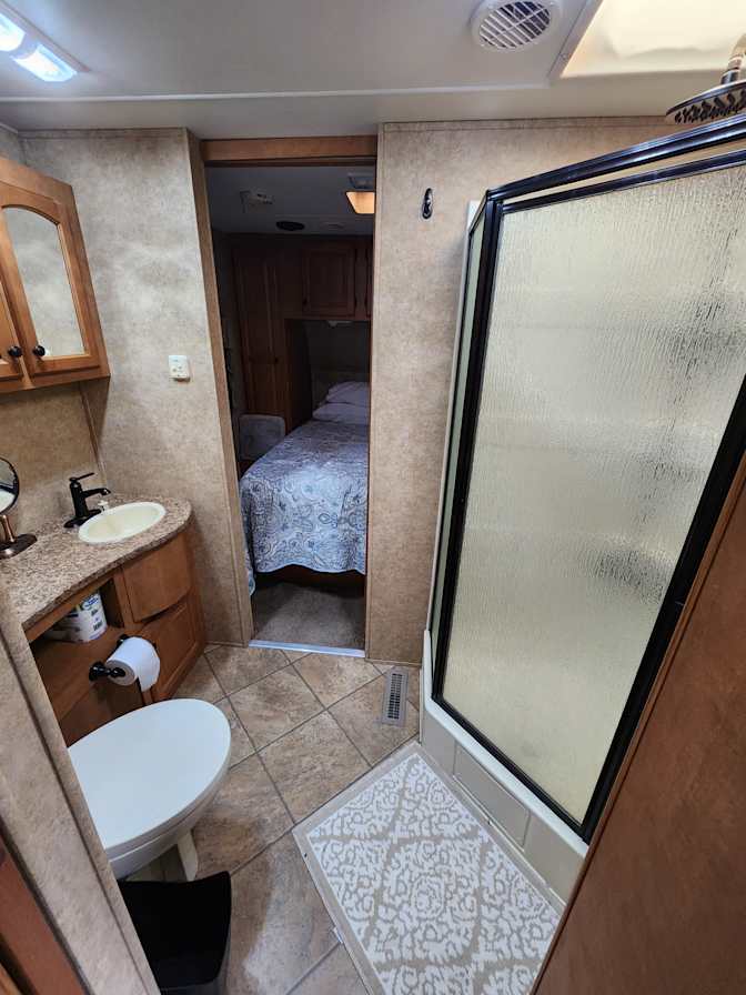 wdrinshed's room