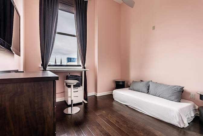 Taylor's room