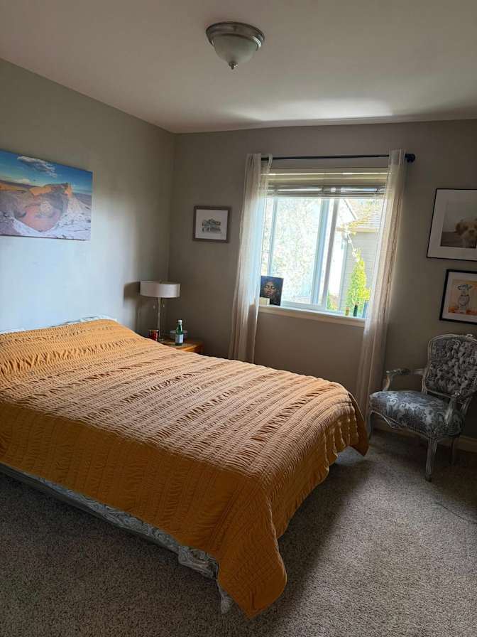 Anna's room