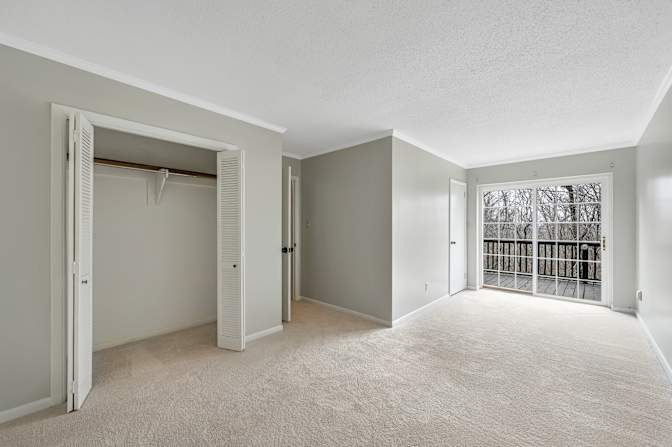 lifedoorrentals's room