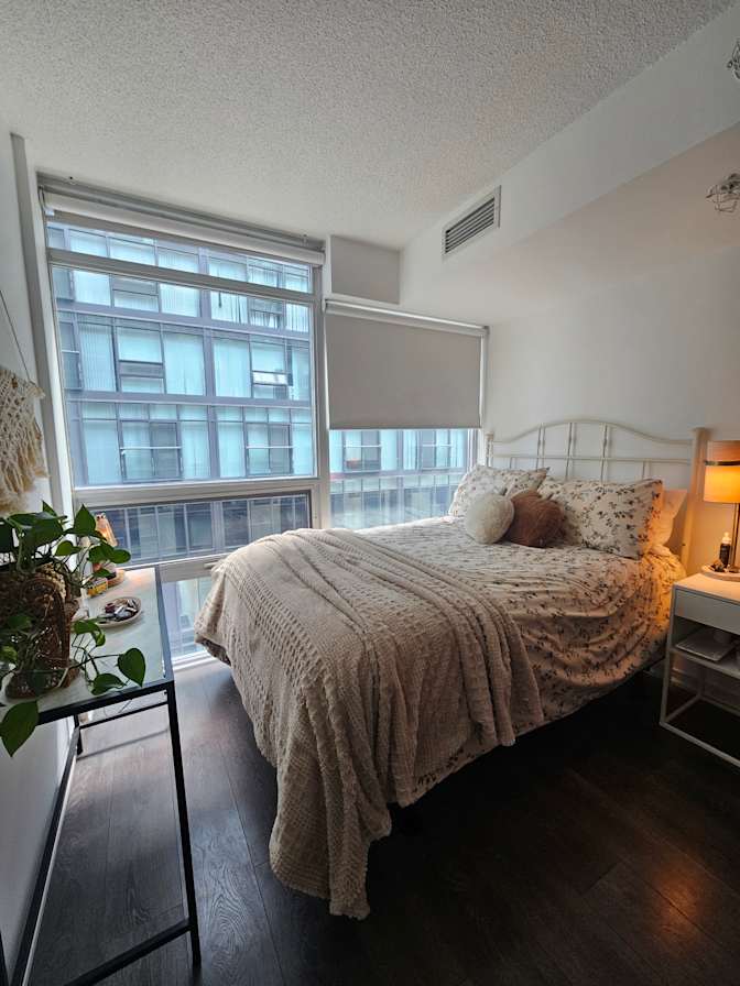 Samantha's room