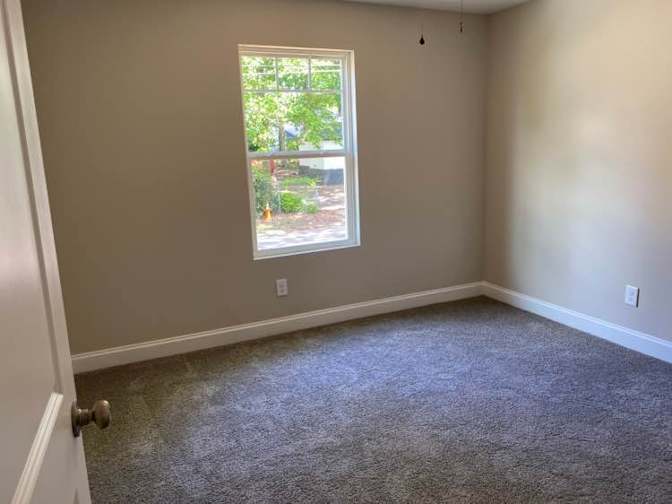 Alcove Rooms's room