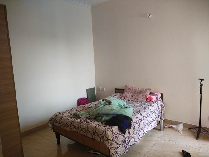 Anvee's room