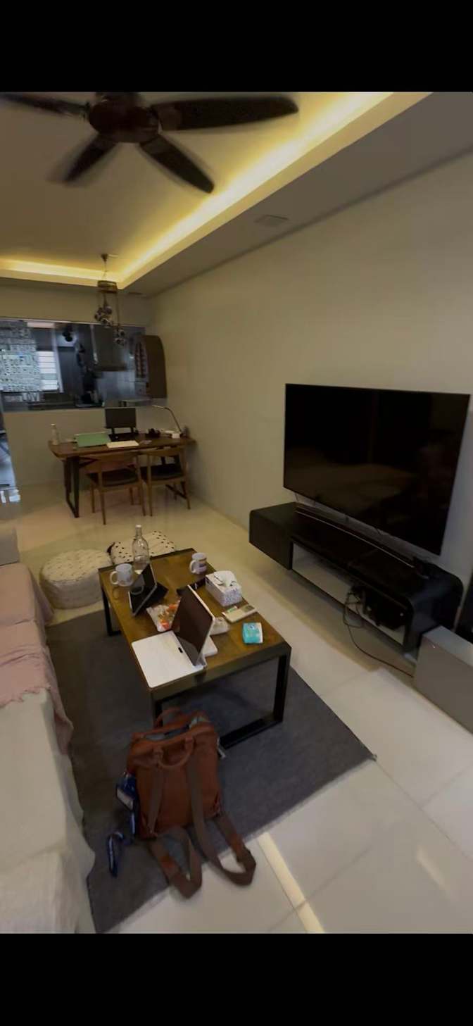 Yang's room