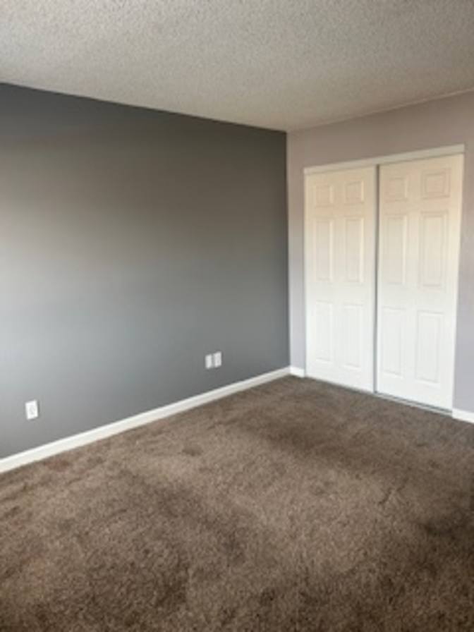 Leslie's room