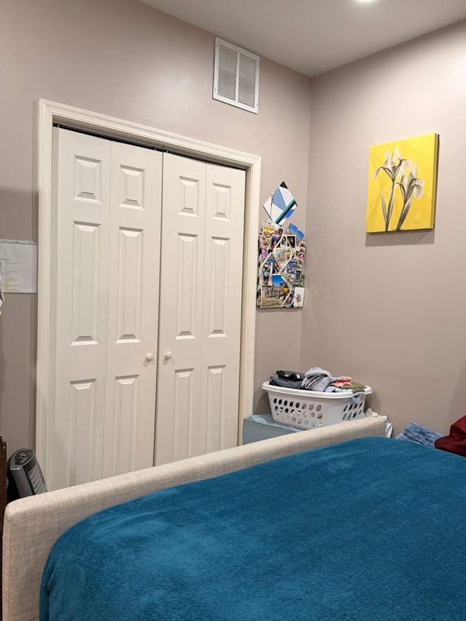 Nada Alwadi's room