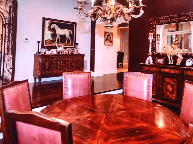 mark's room
