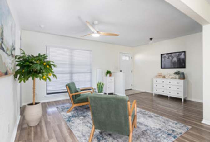 Bicoastal Holdings's room