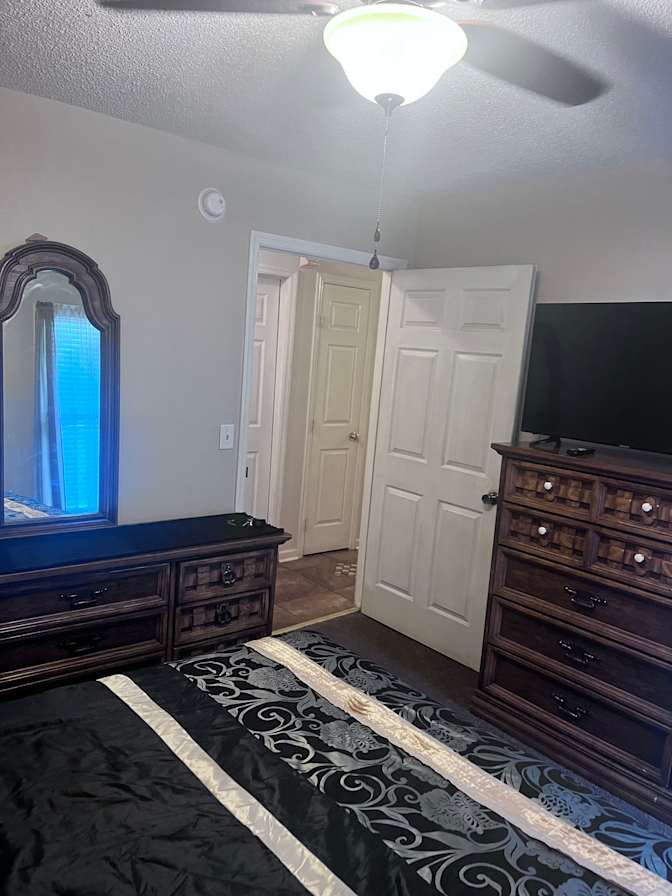 Tara's room