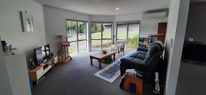 Holly's room