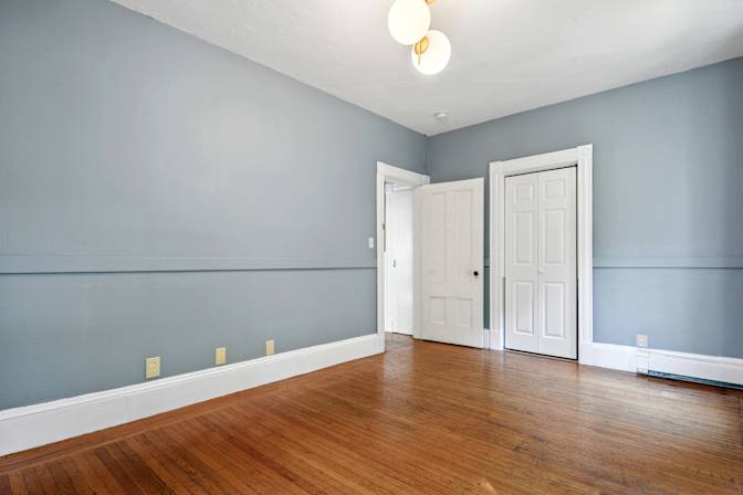 Sam June's room