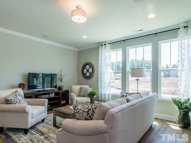 Alcove Rooms's room