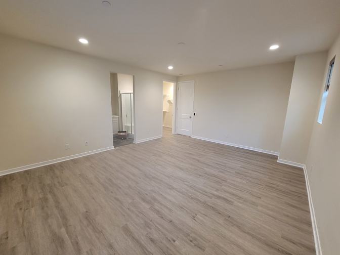 Yi's room