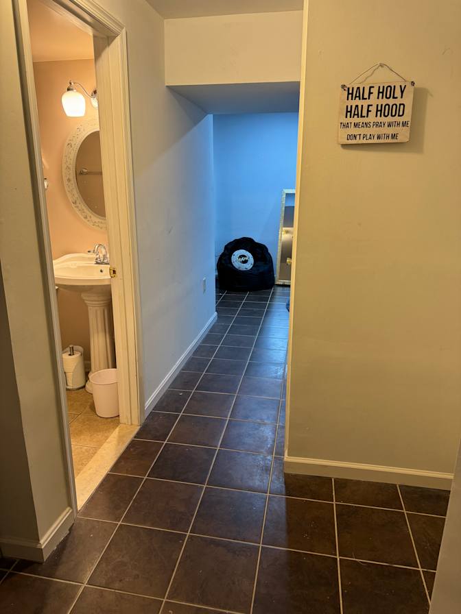 Peaches's room