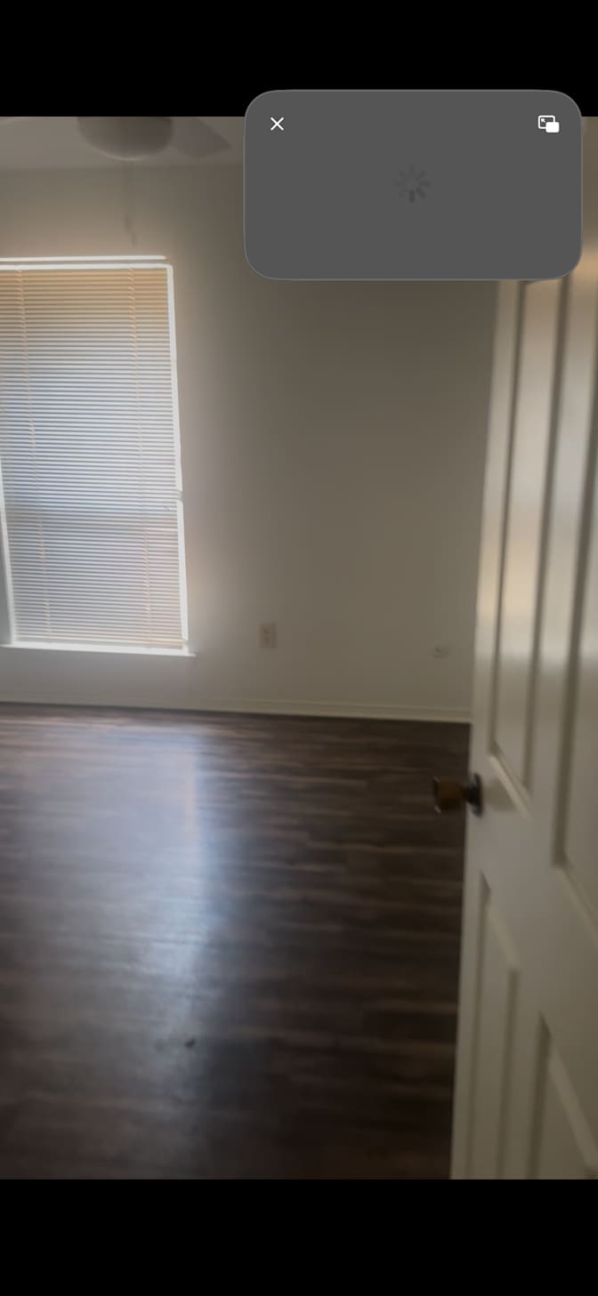 Kila Hamilton's room