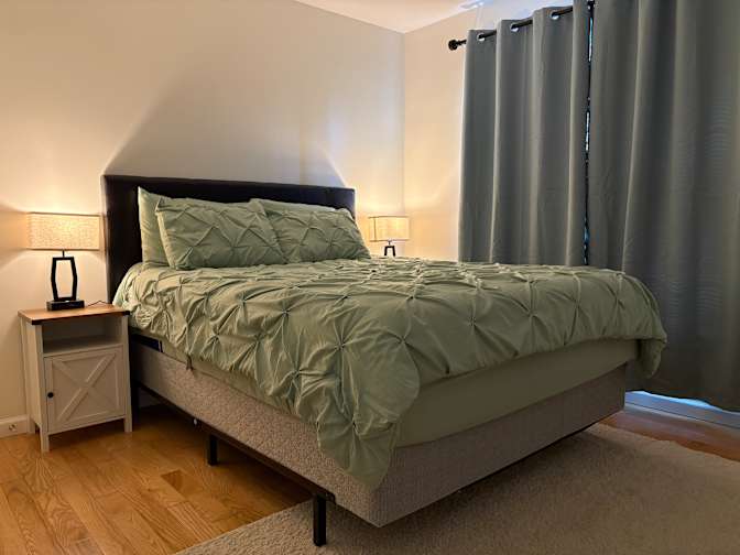 Dennis Glenn's room
