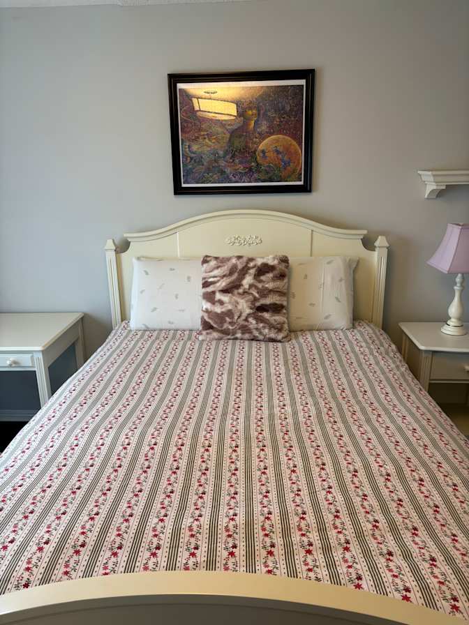 Dora's room