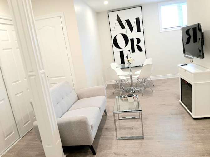 Elle's room