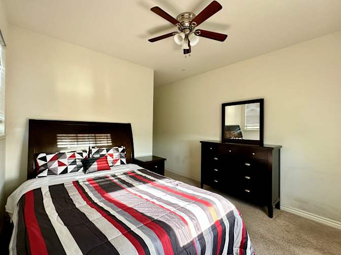 Lisa's room