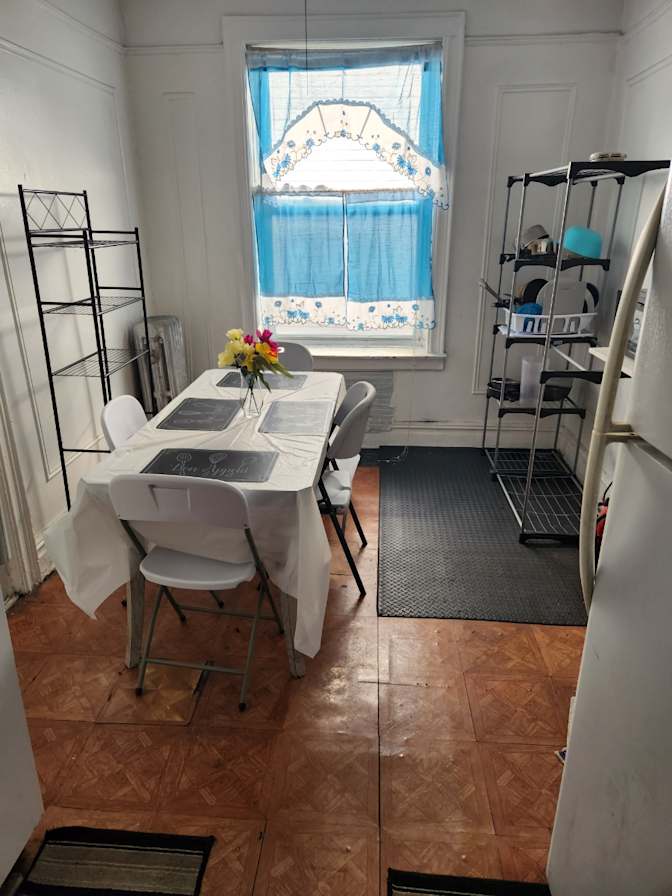 Lynette's room